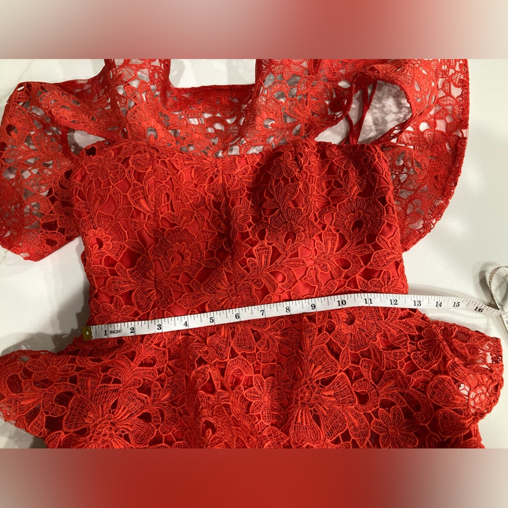 Muse by Marchesa dress size 2 - Picture 8 of 9